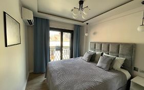 Myfair Apartment